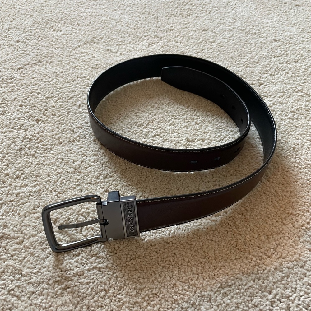 Dockers leather belt